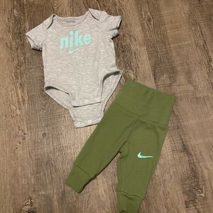 Nike Baby Boys Set 3 months